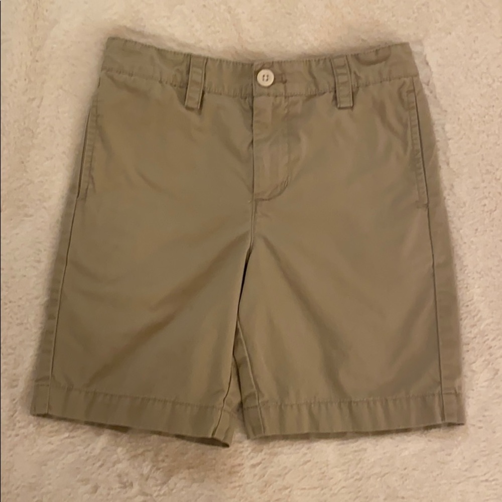 Boys Vineyard Vines shorts